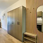 Lotusescape Modern Apartment, 7 Minutes Walk To Promenade St Pauls Bay Apartment St. Paul's Bay
