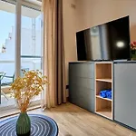 Lotusescape Modern Apartment, 7 Minutes Walk To Promenade St Pauls Bay Apartment *