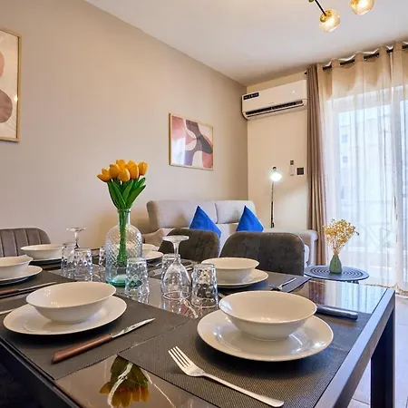 Apartmán Lotusescape Modern Apartment, 7 Minutes Walk To Promenade St Pauls Bay St. Paul's Bay