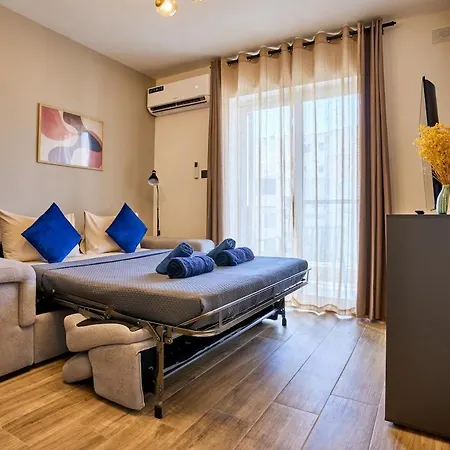 Daire Lotusescape Modern Apartment, 7 Minutes Walk To Promenade St Pauls Bay St. Paul's Bay