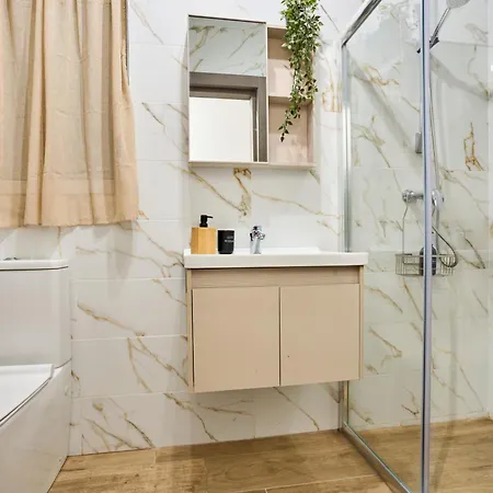 Lotusescape Modern Apartment, 7 Minutes Walk To Promenade St Pauls Bay 아파트 세인트폴스베이