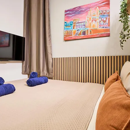 Lotusescape Modern Apartment, 7 Minutes Walk To Promenade St Pauls Bay *