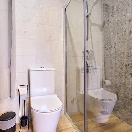 Lotusescape Modern Apartment, 7 Minutes Walk To Promenade St Pauls Bay Lejlighed San Pawl il-Baħar
